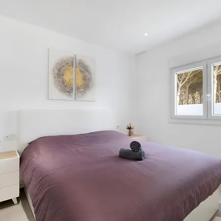 Moderna En Chiclana Villa *
