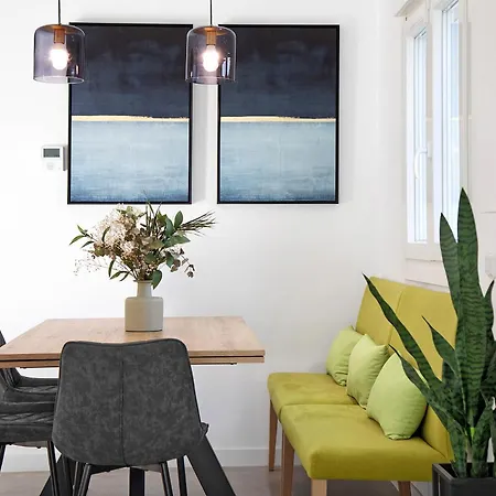 Moderna En Chiclana Villa